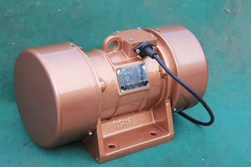 ZW-10-6卧式振动电机